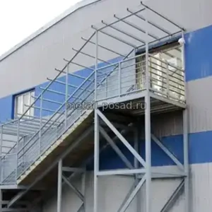 Строительство лестницы  и навеса  -4