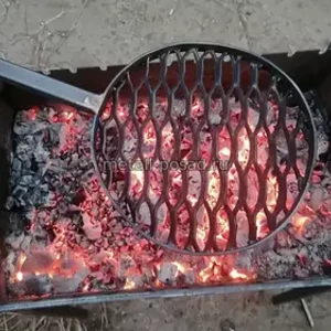 Мангал с подставкой-125